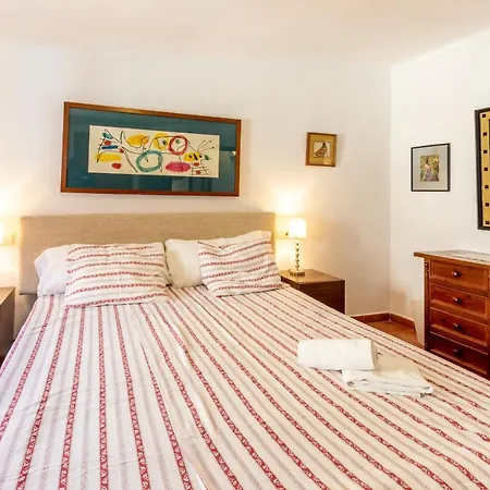 Townhouse Juana By Homevillas360 Hébergement de vacances Pollença